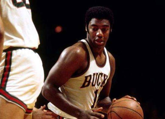 态下滑或受 态下滑或受